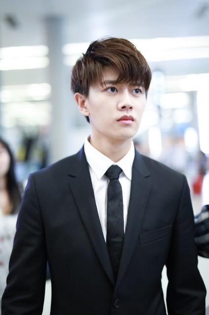 娱乐圈爆料君君,君君揭秘明星幕后故事